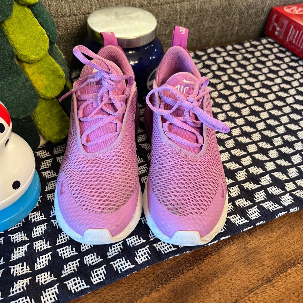 Girls Nike AirMax 1.5Y **Ships next day**